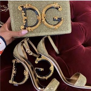 Meet your Posher, Miriam